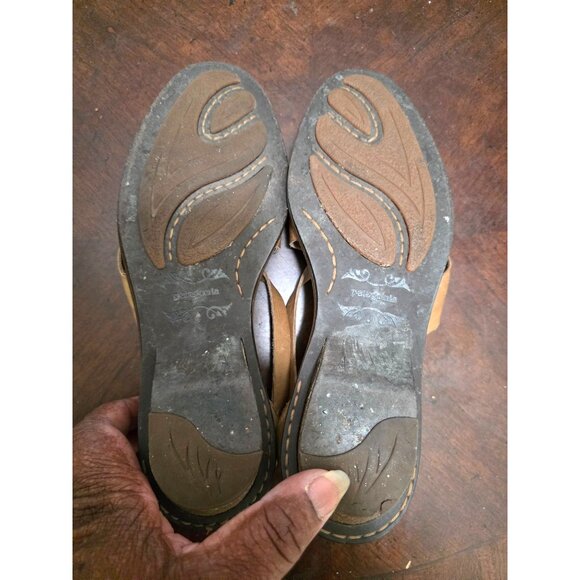 Patagonia Women's Mary Jane Tan Leather Strappy Sandals Buckle Closure Size 8 - Picture 9 of 11